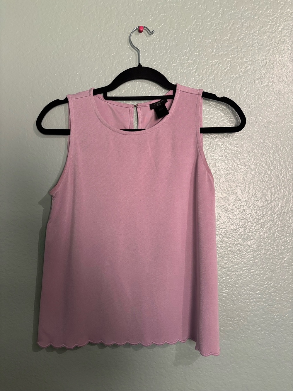 Ann Taylor Scalloped-Hem Sleeveless Tank Top - Light Pink
